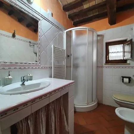 Holiday home Pleasant In With Private Terrace Seggiano