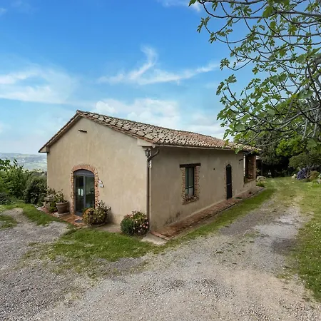 Holiday home Pleasant In With Private Terrace Seggiano