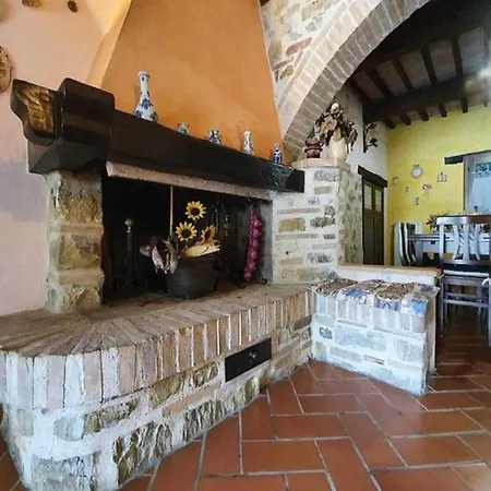 Holiday home Pleasant In With Private Terrace Seggiano
